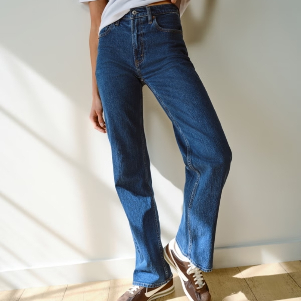 *TALL* Women's High Rise 90s Relaxed Jean